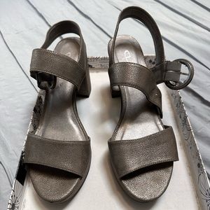 CL by laundry pewter colored heels